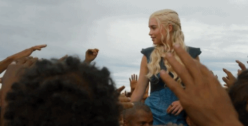 Daenerys Targaryen's brand commands a crowd of freed Meereenese slaves