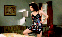 Marisa Tomei GIF - Find & Share on GIPHY