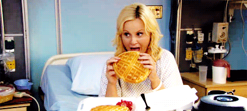 Leslie Knope eating waffle