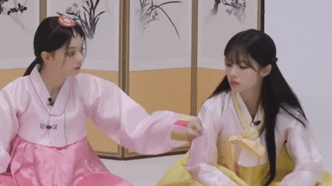 Fromis_9 gif animado