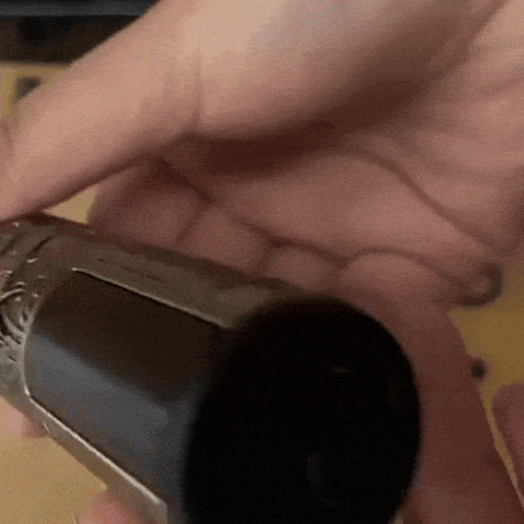 GIF animado mostrando un contenido visual divertido
