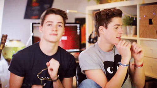 QUIZ: We Know Which Male YouTuber Is Your Twin - We The ... - 500 x 281 animatedgif 998kB