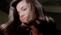 Linda Fiorentino Wendy Kroy GIF - Find & Share on GIPHY