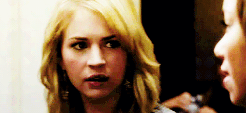 Skyler Samuels Hunt GIF - Find & Share on GIPHY