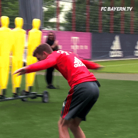 Happy Champions League GIF by FC Bayern Munich