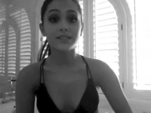 Ariana Grande Kiss S Find And Share On Giphy