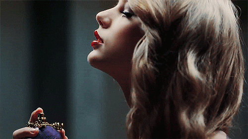 Taylor Swift Girl GIF - Find & Share on GIPHY