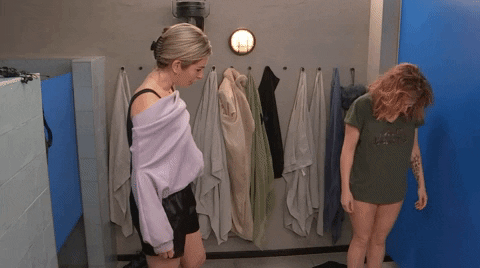 giphy.gif