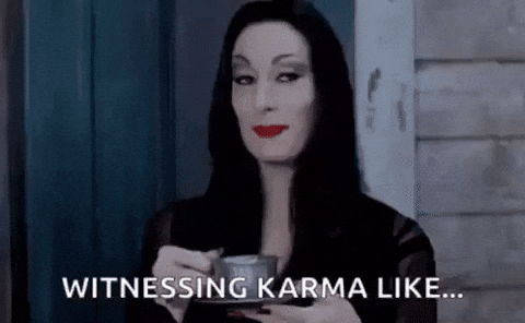 giphy Czy karma wraca? Poznaj 14 praw karmy.