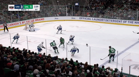 Daniel Wagner on X: Demko looking an awful lot like Kirk McLean with that  stickless glove save. Wow. #Canucks  / X