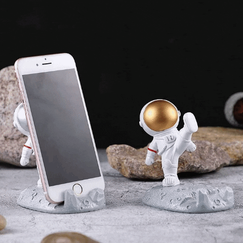 Creative Astronaut Mobile Holder (Random) Creative Astronaut Mobile Holder (Random)