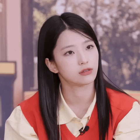 Lee Saerom gif
