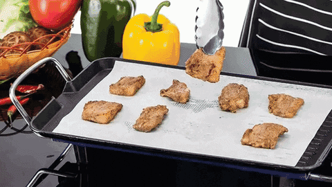 Non Stick Microwave & Oven Proof Parchment Paper/ Baking Paper/ Food Wraping Paper, Easy to Tear, Easy to Clean, for Grilling, Cooking, deep Fryer, White Non Stick Microwave & Oven Proof Parchment Paper/ Baking Paper/ Food Wraping Paper, Easy to Tear, Easy to Clean, for Grilling, Cooking, deep Fryer, White