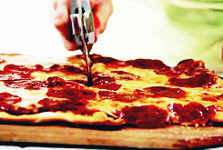 Slice with Style: The Ultimate Guide to Custom Pizza Cutters 