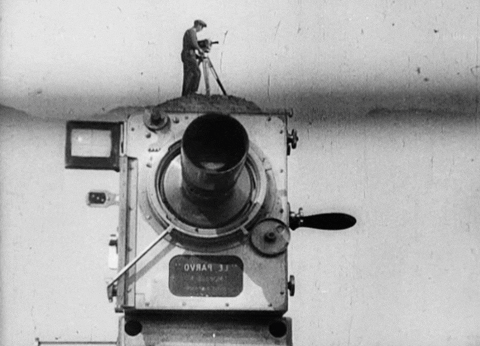 Lumière y Compañía: ¿Crees que el cine es inmortal? 1 Antiguo cinematógrafo.
