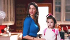 Modern Family Gloria Pritchett GIF - Find & Share on GIPHY