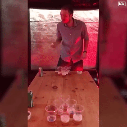 свидание у себя дома, муж устроил свидание дома, свидание на заднем дворе