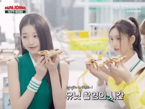 “Who eats pizza like that?”… Jang Won Young is once again being targeted by the female community