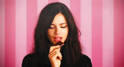 Sexy Adriana Lima GIF - Find & Share on GIPHY