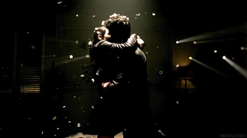 21 Guns GIFs - Find & Share on GIPHY