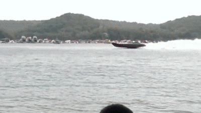 speed boat gif crash crash boat gif find share on giphy speed boat gif crash crash boat gif find share on giphy