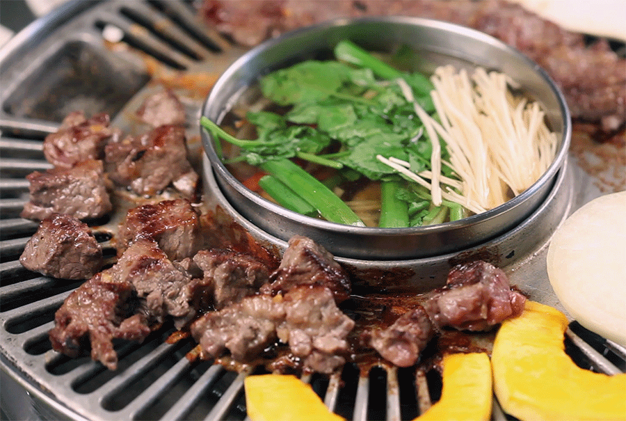 Bbq GIF Find & Share on GIPHY