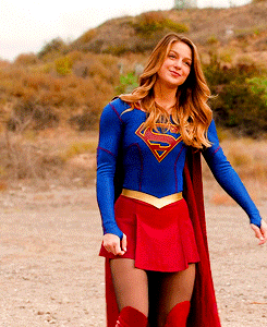 Supergirl Gifs Find Share On Giphy