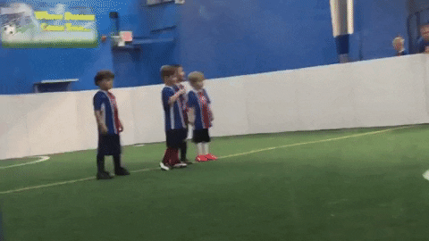 niños futbol pequeños