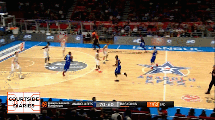 Zone defense and open Thomas 3