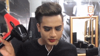 giphy.gif