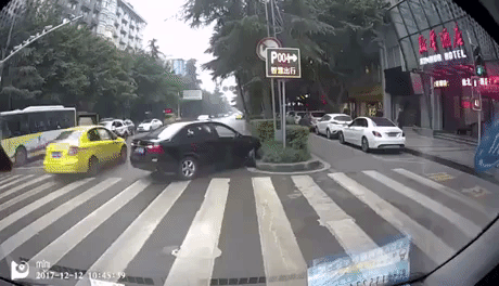 What Kind Of Driver Is this in fail gifs