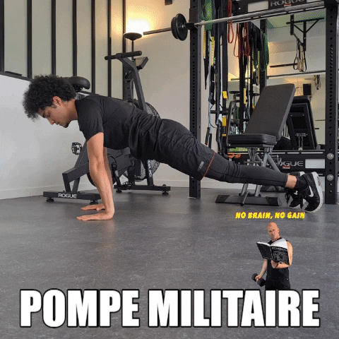Pompe militaire