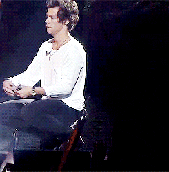 falling harry styles outfit