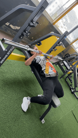 10 Simple Exercises To Gain Weight At Home (For Beginners) 10 Benchpress