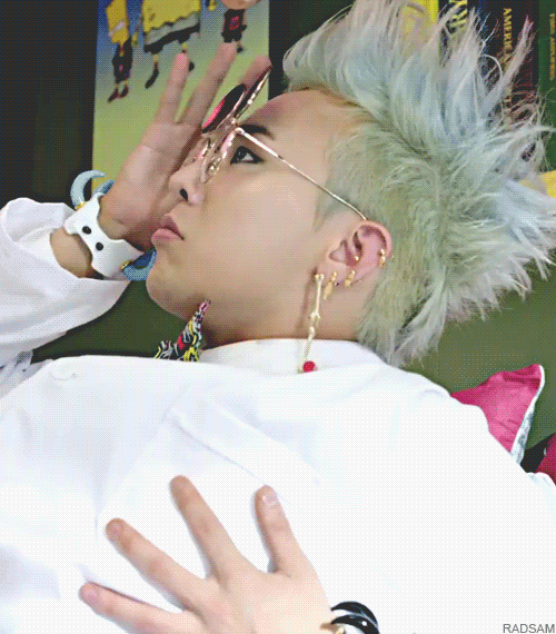 GDragon GIF Find & Share on GIPHY
