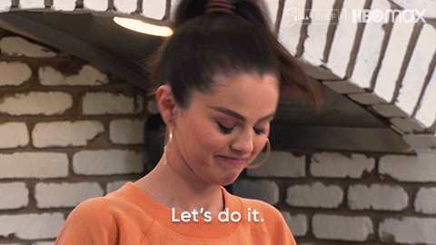 Selena Gomez dizendo vamos fazer isso em inglês