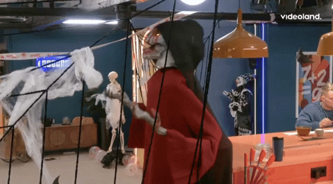 giphy.gif