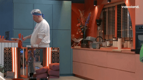 giphy.gif