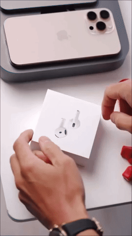 AirPods Pro 2 mostrando su diseño compacto