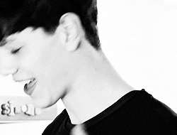  외국 남자모델들 백스테이지 모습.gif | 인스티즈