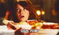 Emma Stone getting seafood platter 'Ugh, Yum!'