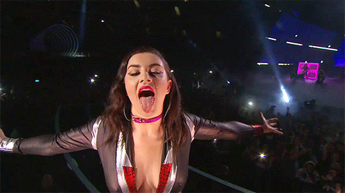 Charli Xcx Ema 2014 S Find And Share On Giphy