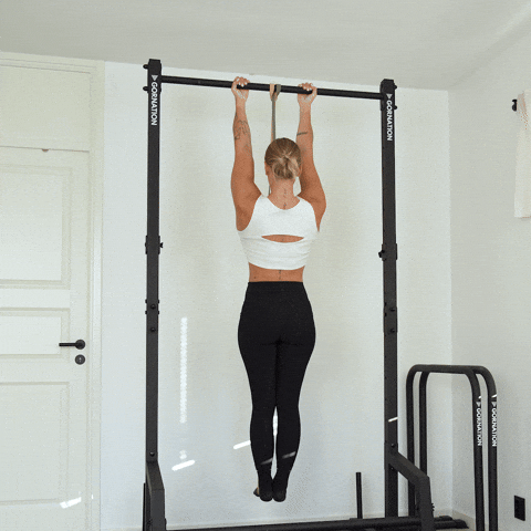 assisted chin up exercise demonstration